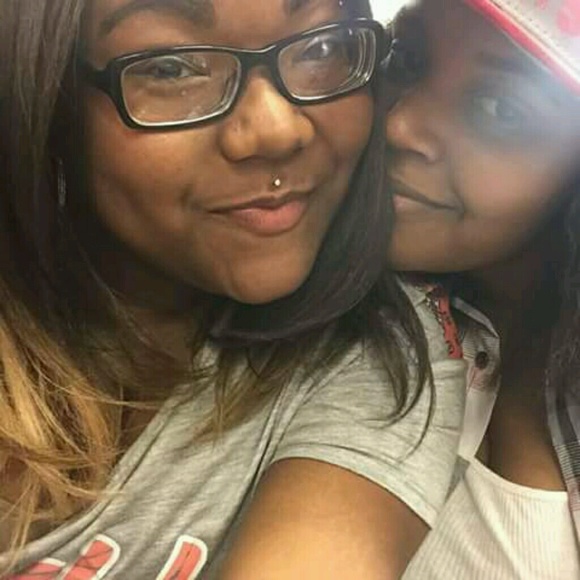 Meet your Posher, Erika - Picture 1 of 1